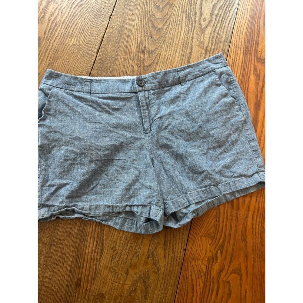 Merona Chambray Bermuda Shorts in Light Blue pockets! 💯 cotton